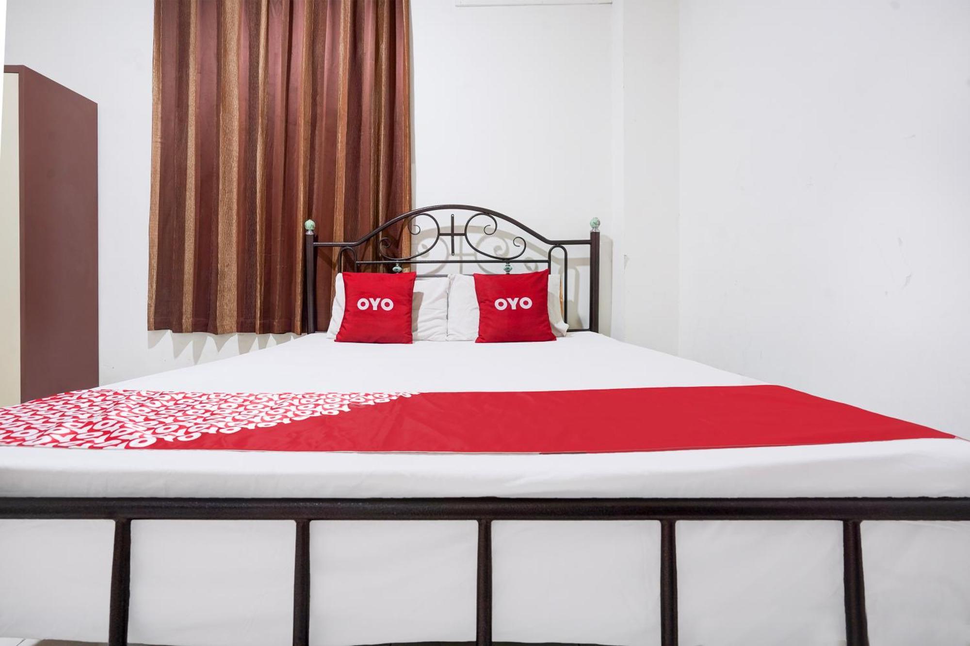 Hotel O Rappocini Near Rsia Paramount Makassar Exterior photo